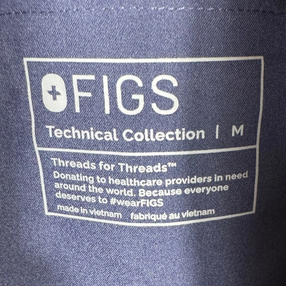 NWT Figs Axim Cargo Scrub Pants, Navy, Size M